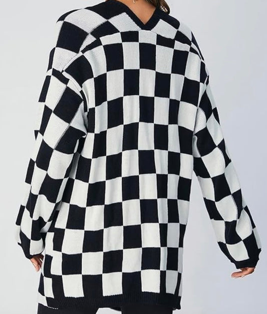 Oversized Checkered Cardigan